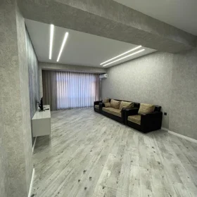 Baku-da 105.0 m2 mənzil kirayə verilir - Şəkil 2