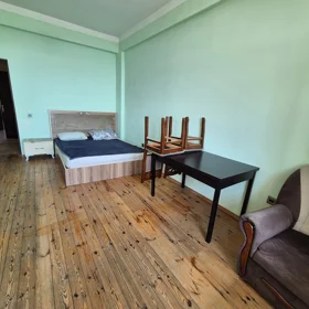 In Baku 90.0 m² apartment is for rent - Image 5