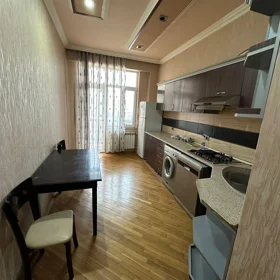 Baku-da 130.0 m2 mənzil kirayə verilir - Şəkil 2