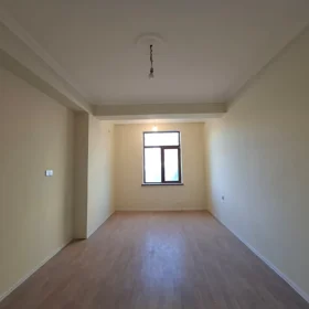 In Baku 130.0 m² apartment is for sale - Image 3
