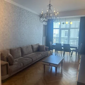 Baku-da 90.0 m2 mənzil kirayə verilir - Şəkil 2