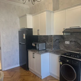 Baku-da 90.0 m2 mənzil kirayə verilir - Şəkil 3