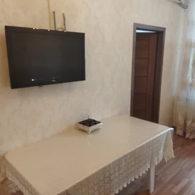Baku-da 65.0 m2 mənzil kirayə verilir - Şəkil 2