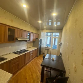 Baku-da 70.0 m2 mənzil kirayə verilir - Şəkil 3