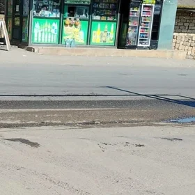 In Baku 100.0 m² commercial is for sale