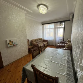 In Khirdalan 64.0 m² apartment is for rent - Image 4