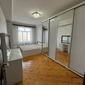 In Khirdalan 64.0 m² apartment is for rent - Image 5