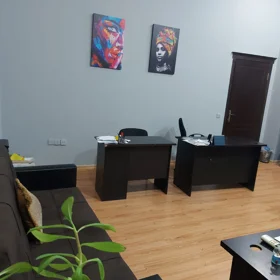 Baku-da 35.0 m2 ofis kirayə verilir - Şəkil 4