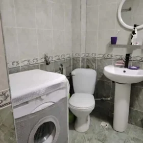 In Baku 40.0 m² apartment is for rent - Image 4