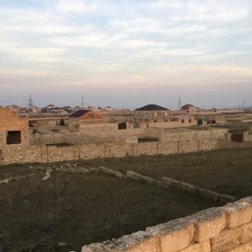 Baku-da nan sot torpaq satılır - Şəkil 4