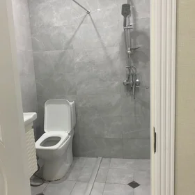 In Baku 63.0 m² apartment is for rent - Image 4