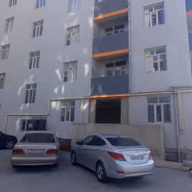 In Baku 58.0 m² apartment is for sale - Image 3
