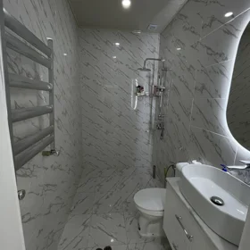 In Baku 150.0 m² house with 4.0 rooms is for sale - Image 4