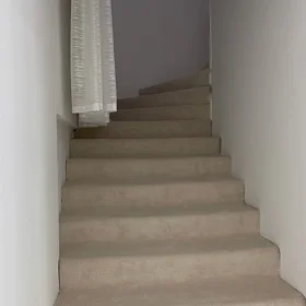 In Baku 150.0 m² house with 4.0 rooms is for sale - Image 5