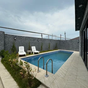 In Baku 100.0 m² house with 4.0 rooms is for rent - Image 2
