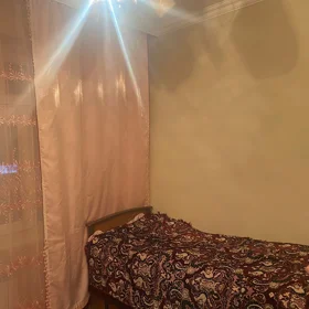 In Baku 70.0 m² apartment is for rent - Image 3