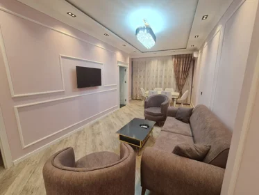 Baku-da 76.0 m2 mənzil kirayə verilir - Şəkil 2