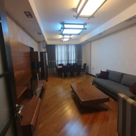 Baku-da 145.0 m2 mənzil kirayə verilir - Şəkil 2