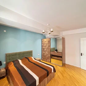 In Baku 105.0 m² apartment is for sale - Image 4