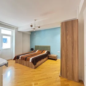 In Baku 105.0 m² apartment is for sale - Image 5