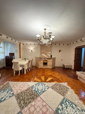In Baku 85.0 m² apartment is for sale - Image 2