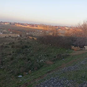 Baku-da nan sot torpaq satılır - Şəkil 2
