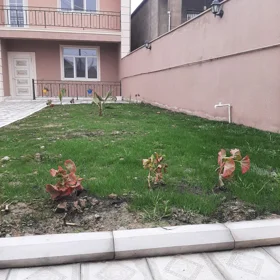 In Baku 170.0 m² house with 4.0 rooms is for sale - Image 4