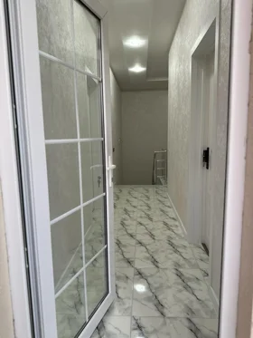 In Baku 170.0 m² house with 4.0 rooms is for sale - Image 5