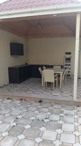 In Baku 190.0 m² house with 6.0 rooms is for sale - Image 3