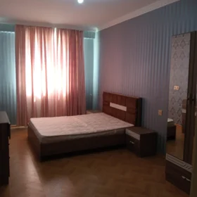 Baku-da 145.0 m2 mənzil kirayə verilir - Şəkil 2