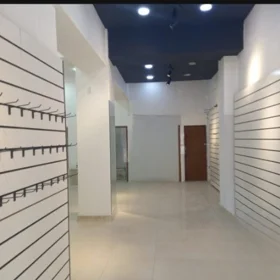 In Baku 70.0 m² commercial is for rent - Image 2