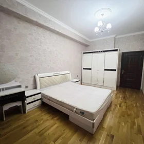 Baku-da 100.0 m2 mənzil kirayə verilir - Şəkil 4