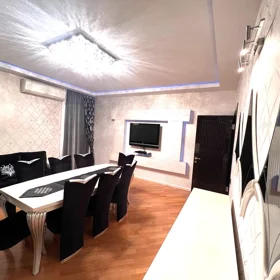 Baku-da 90.0 m2 mənzil kirayə verilir - Şəkil 2