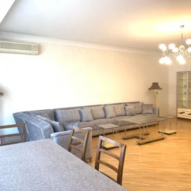 Baku-da 200.0 m2 mənzil kirayə verilir - Şəkil 4