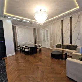 In Baku 160.0 m² apartment is for rent - Изображение 2