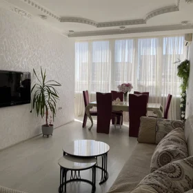 In Baku nan m² apartment is for sale - Image 4