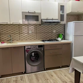 Baku-da 60.0 m2 mənzil kirayə verilir - Şəkil 2