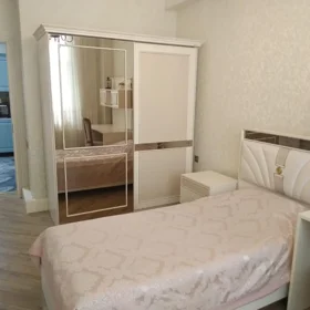 Baku-da 95.0 m2 mənzil kirayə verilir - Şəkil 2
