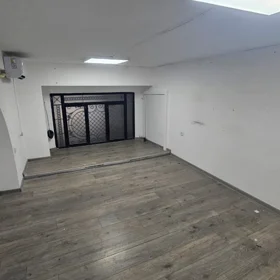 Baku-da 25.0 m2 ofis kirayə verilir - Şəkil 3