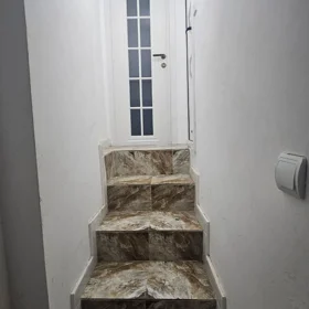 Baku-da 25.0 m2 ofis kirayə verilir - Şəkil 4