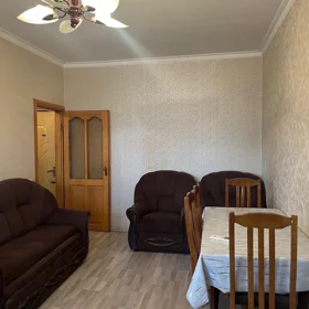 Baku-da 70.0 m2 mənzil satılır - Şəkil 2