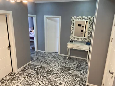 In Baku 100.0 m² apartment is for rent - Image 2