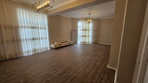 Baku-da 105.0 m2 mənzil kirayə verilir - Şəkil 3