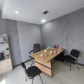 Baku-da 30.0 m2 ofis kirayə verilir - Şəkil 3
