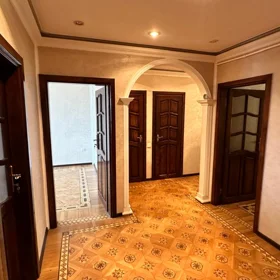 In Baku 72.0 m² apartment is for rent - Image 2