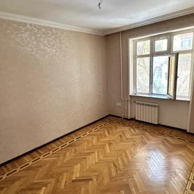 In Baku 72.0 m² apartment is for rent - Image 5
