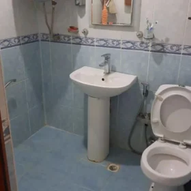 In Baku 60.0 m² apartment is for rent - Image 5