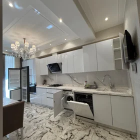 Baku-da 120.0 m2 mənzil kirayə verilir - Şəkil 4
