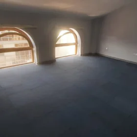 Baku-da 28.0 m2 ofis kirayə verilir - Şəkil 3