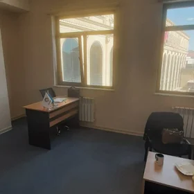 Baku-da 37.0 m2 ofis kirayə verilir - Şəkil 5